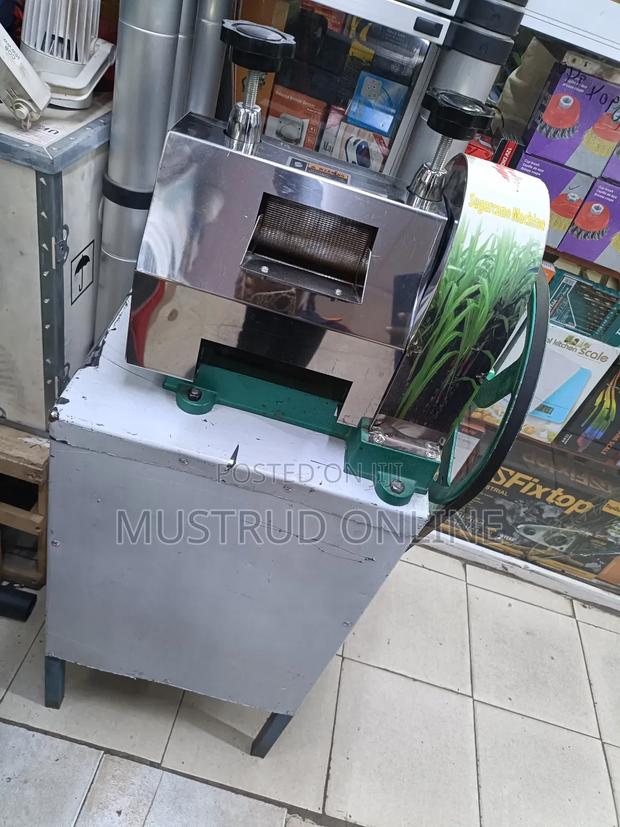 Sugarcane Juicer Machine - main view