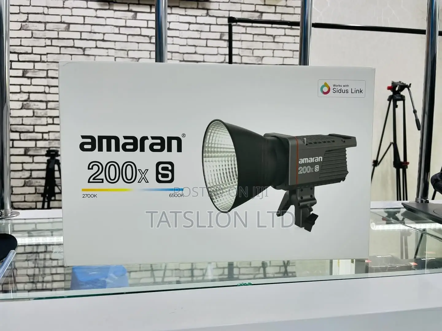 Aputure Amaran COB 200x S Bi-Color LED Video Light