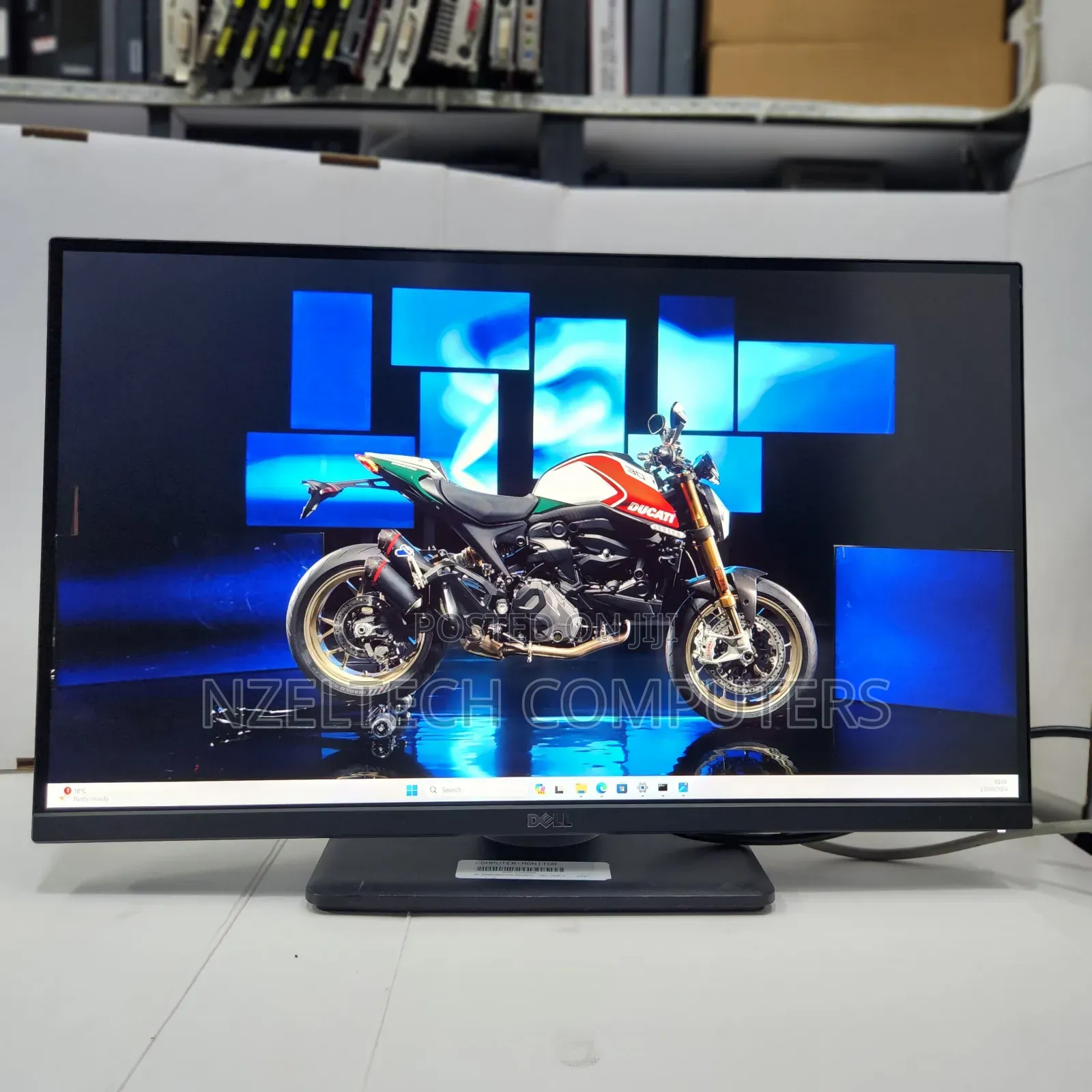 Dell P2515hc 25 Inch Monitor 
Resolution 
Display