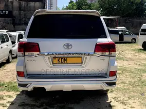 Toyota Land Cruiser 4.5 V8 VXR 2009 Pearl