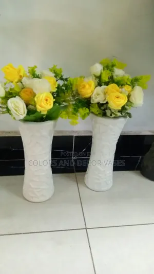 Flowers and Vases in Stock
