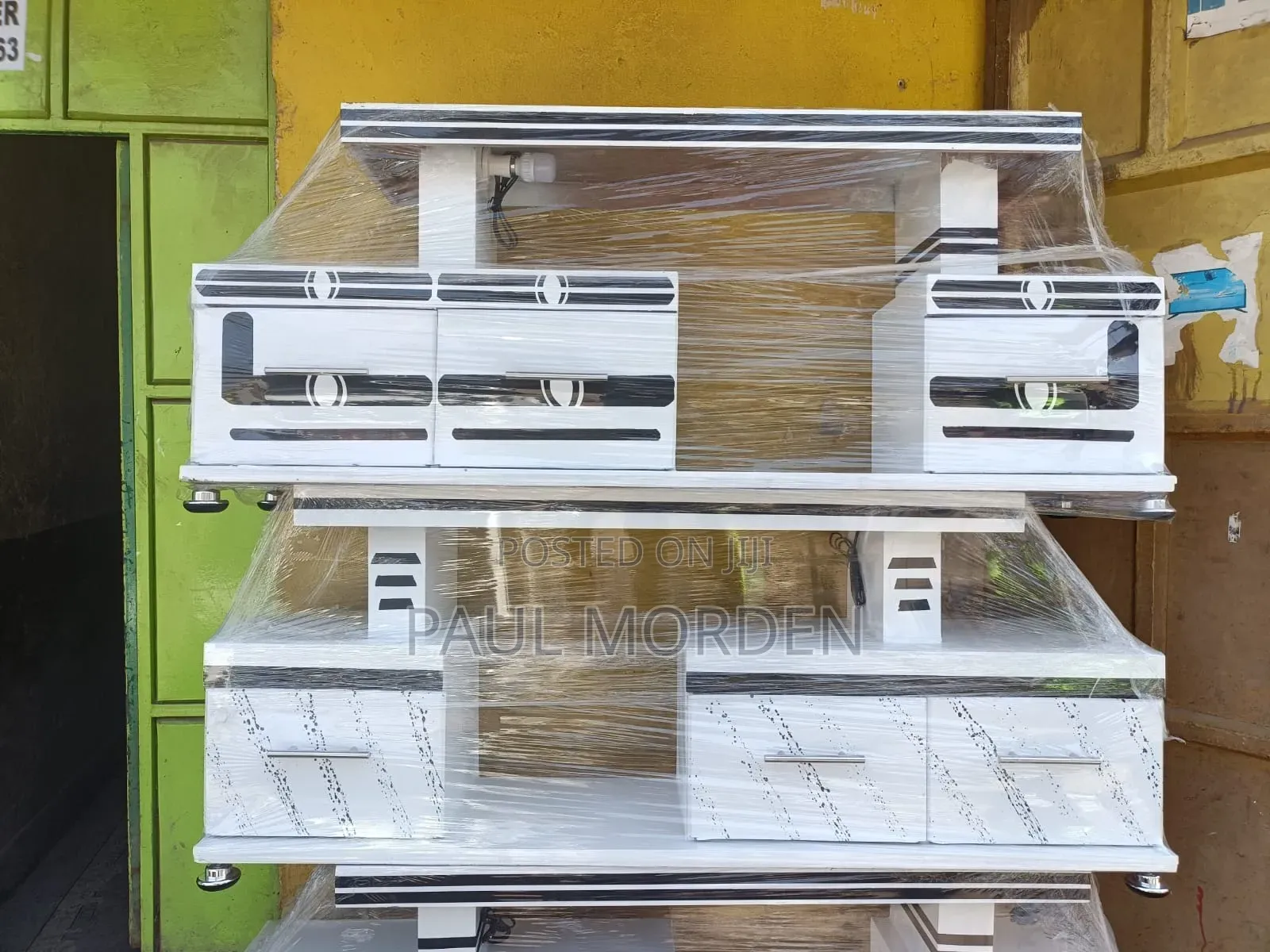 Decent Modern Tv Stands