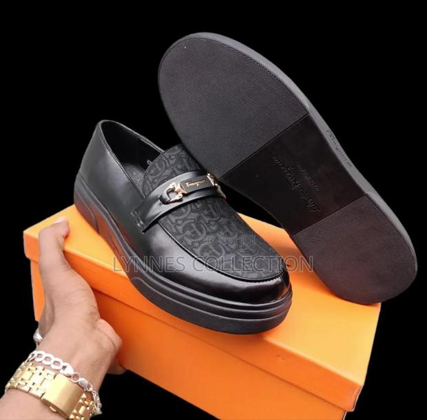 Famagamo Casuals - main view