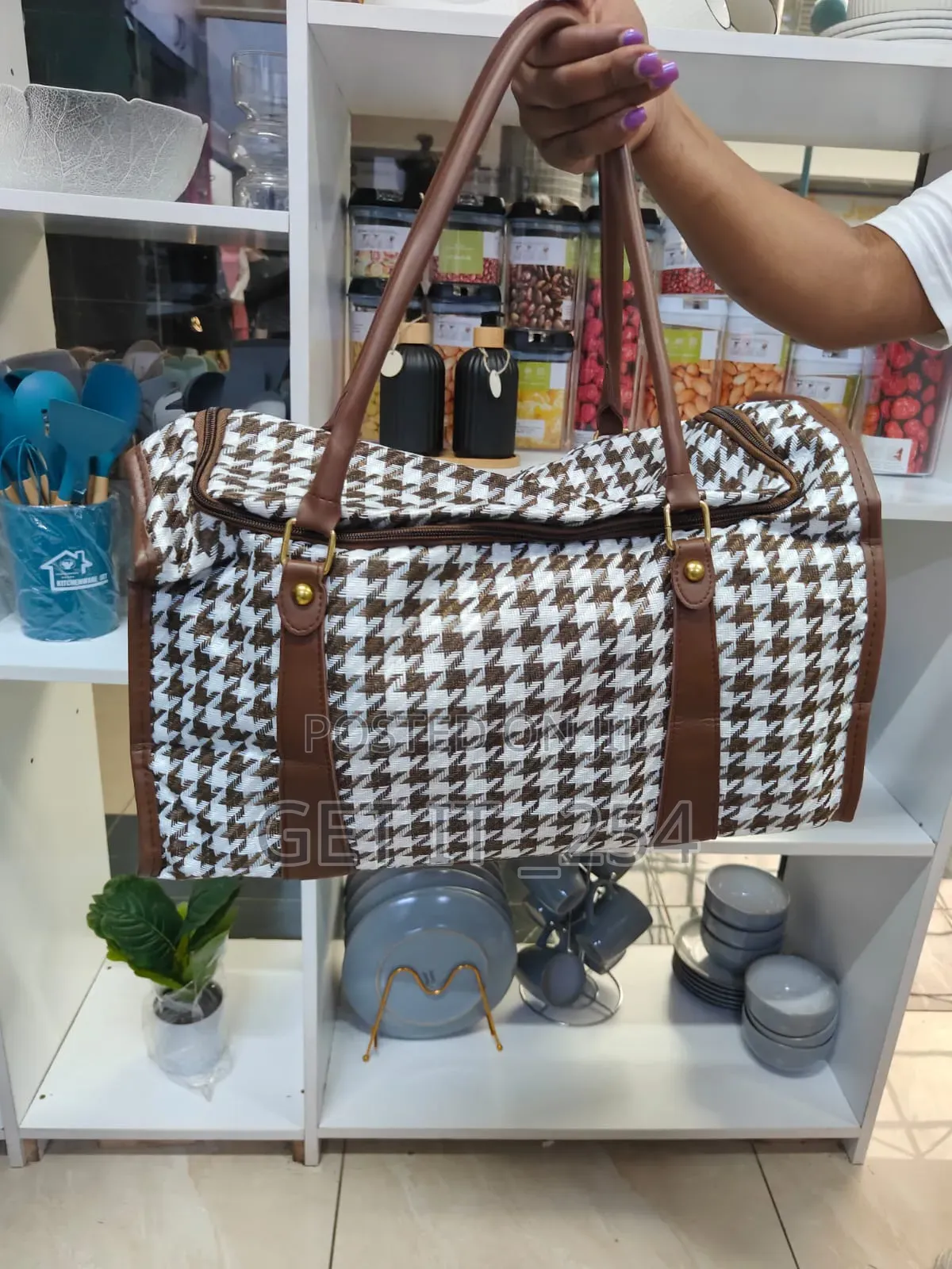 *Canvas Travel/Gym Duffel Bag*
Ksh 2500

