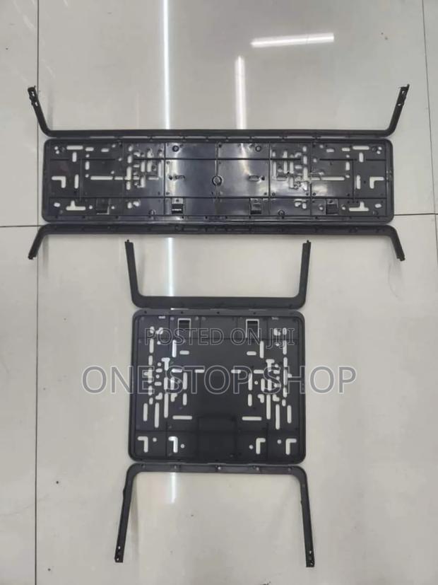 Plastic Plates Mounts Set