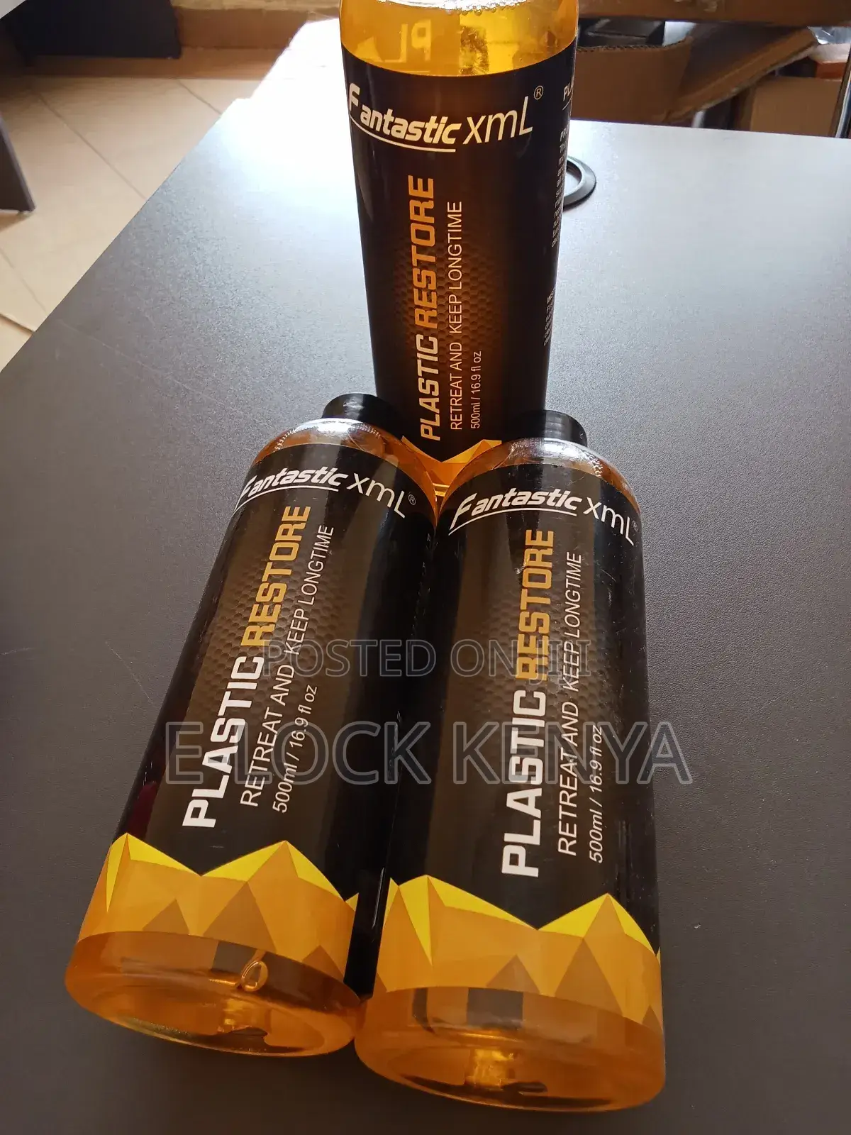Tire Gloss and Refurbishment Spray