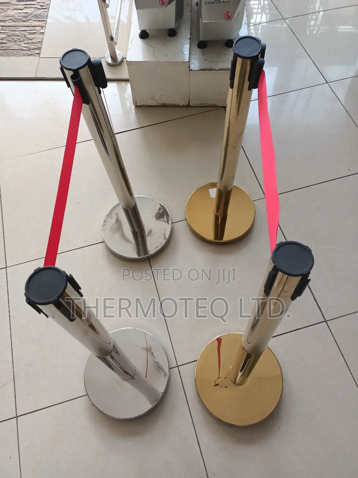 Queue Stand