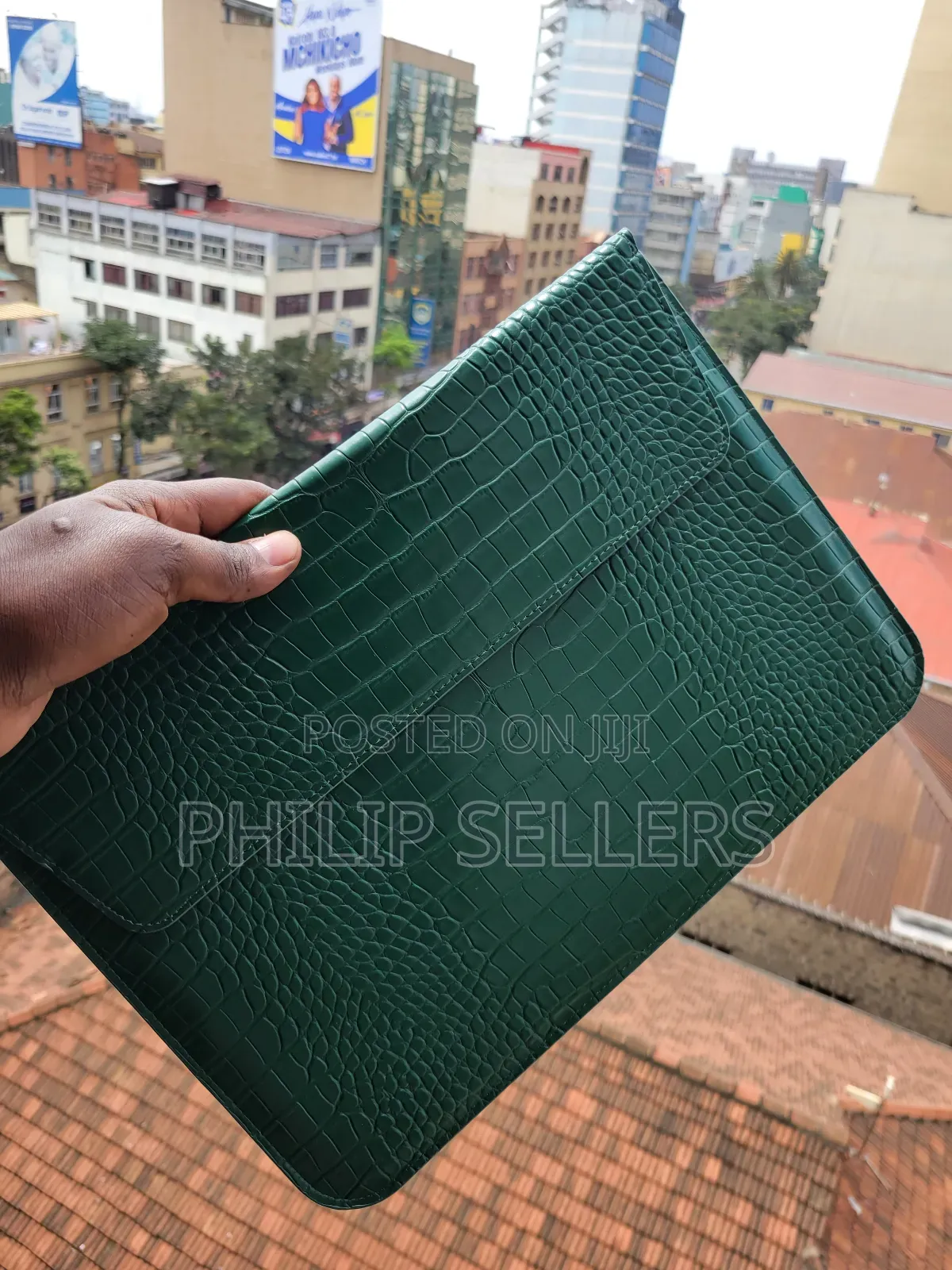 Crocodile Embossed PU Leather Laptop Sleeve