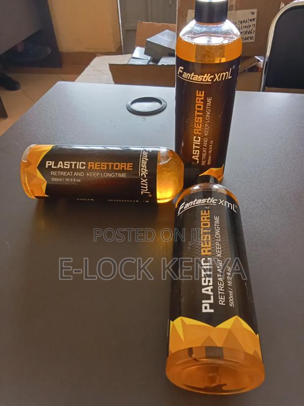 Tire Shine and Plastic Refurbrisher