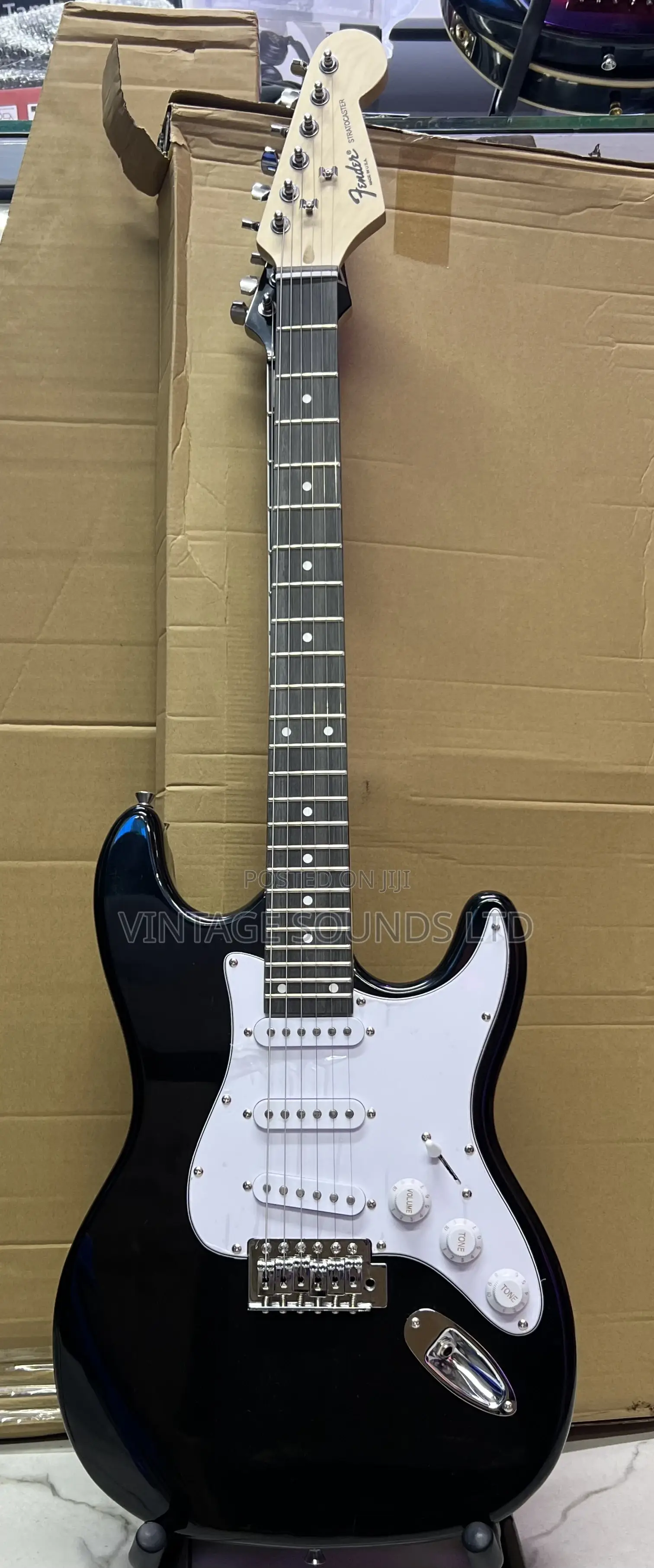 FENDER Electric Rythm Guitar 22F ( FEATURES )