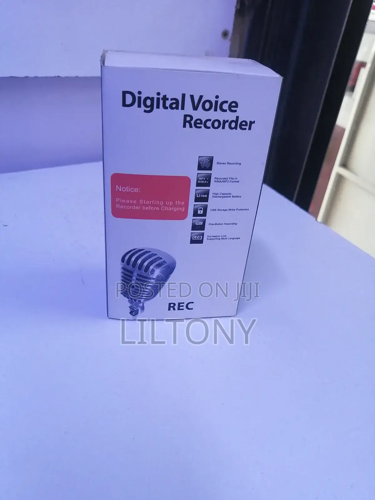 Voice Recorder With Inbuilt Battery