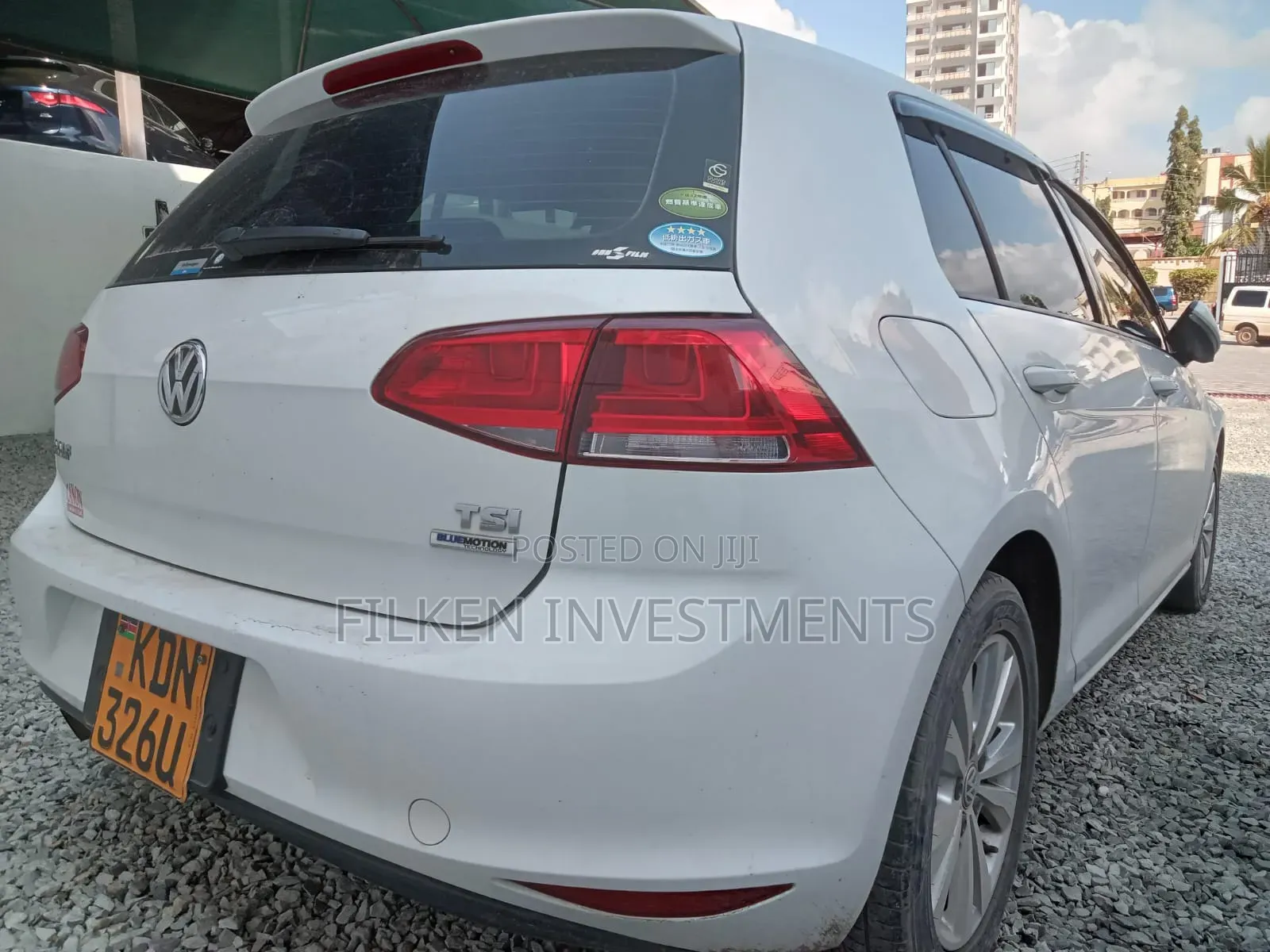 Volkswagen Golf TSI SE 4-Door FWD 2017 White