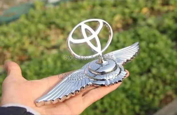 3D Toyota Bonnet Hood Logo