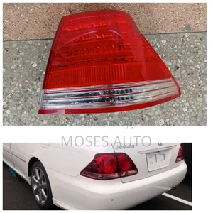 Crown 2005-2008 Back Lights/Taillight