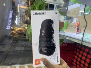JBL Charge 5