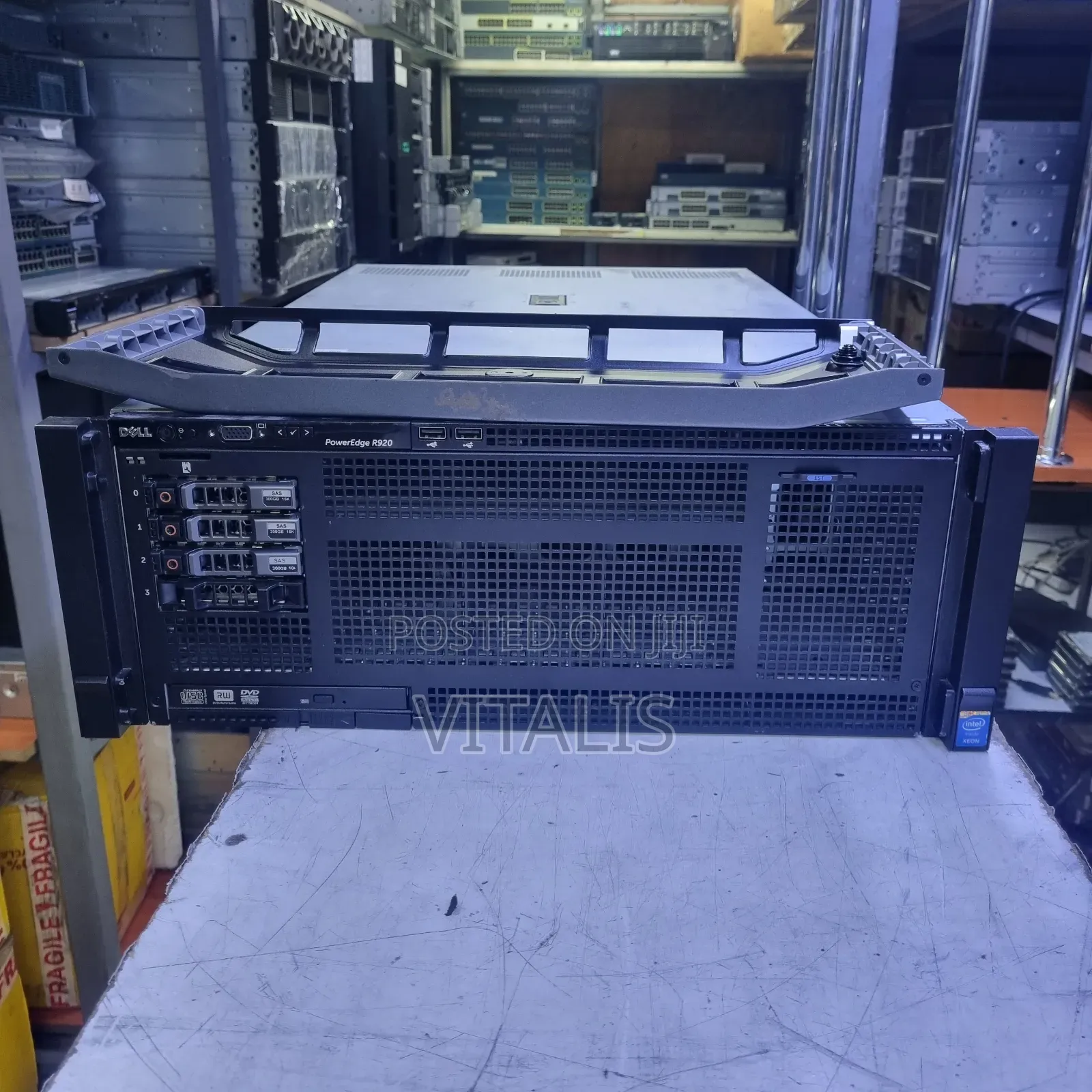 Server Dell PowerEdge R930 256GB Intel Xeon HDD 1.5T