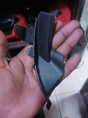 Prrado 120 Windscreen Finisher for Replacement