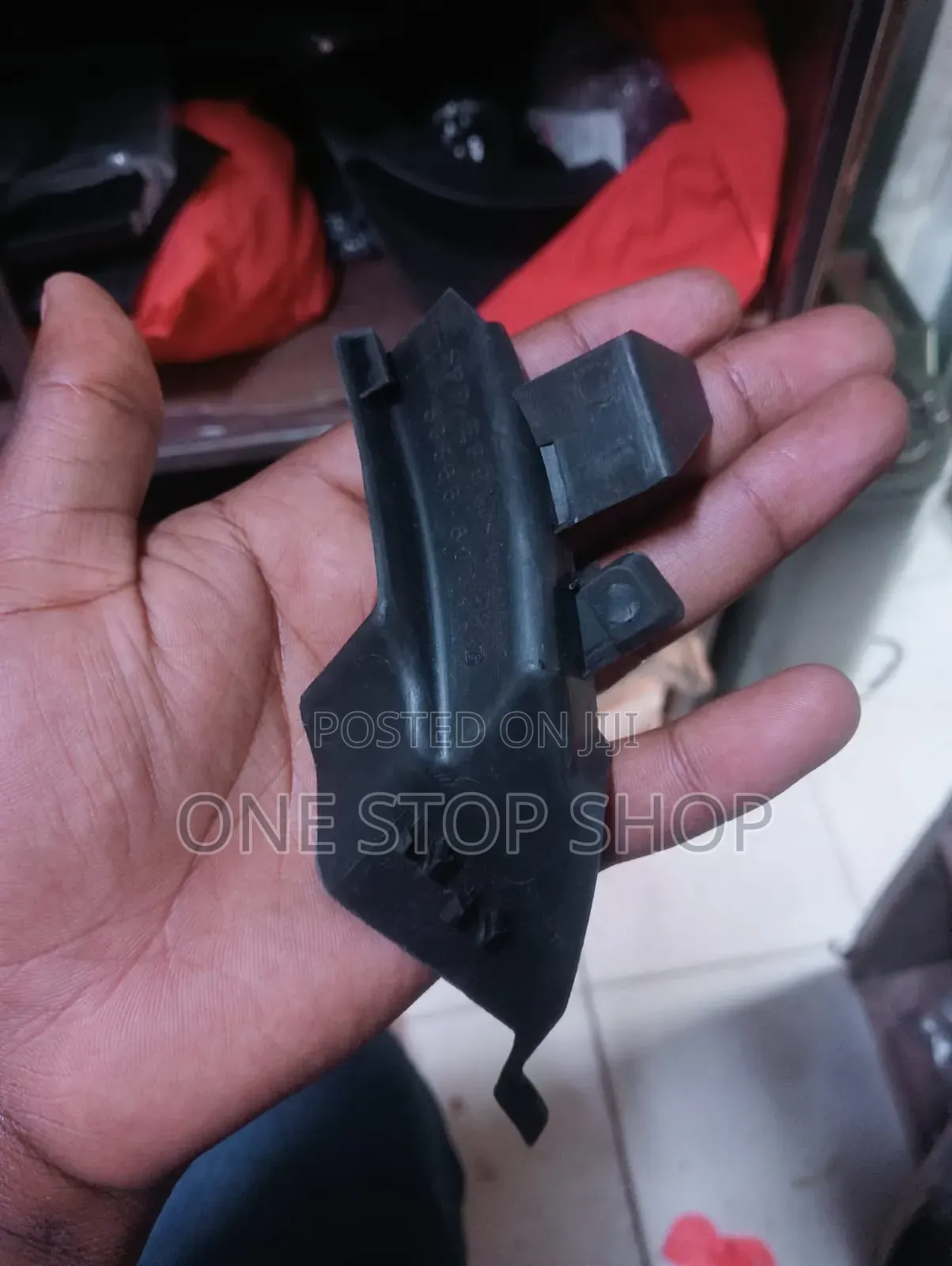 Prrado 120 Windscreen Finisher for Replacement