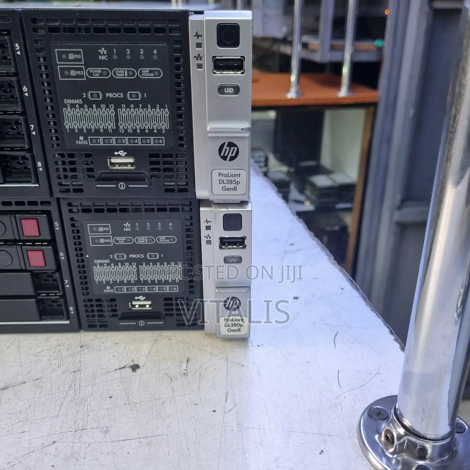 Server HP ProLiant DL380P Gen8 64GB AMD HDD 1T