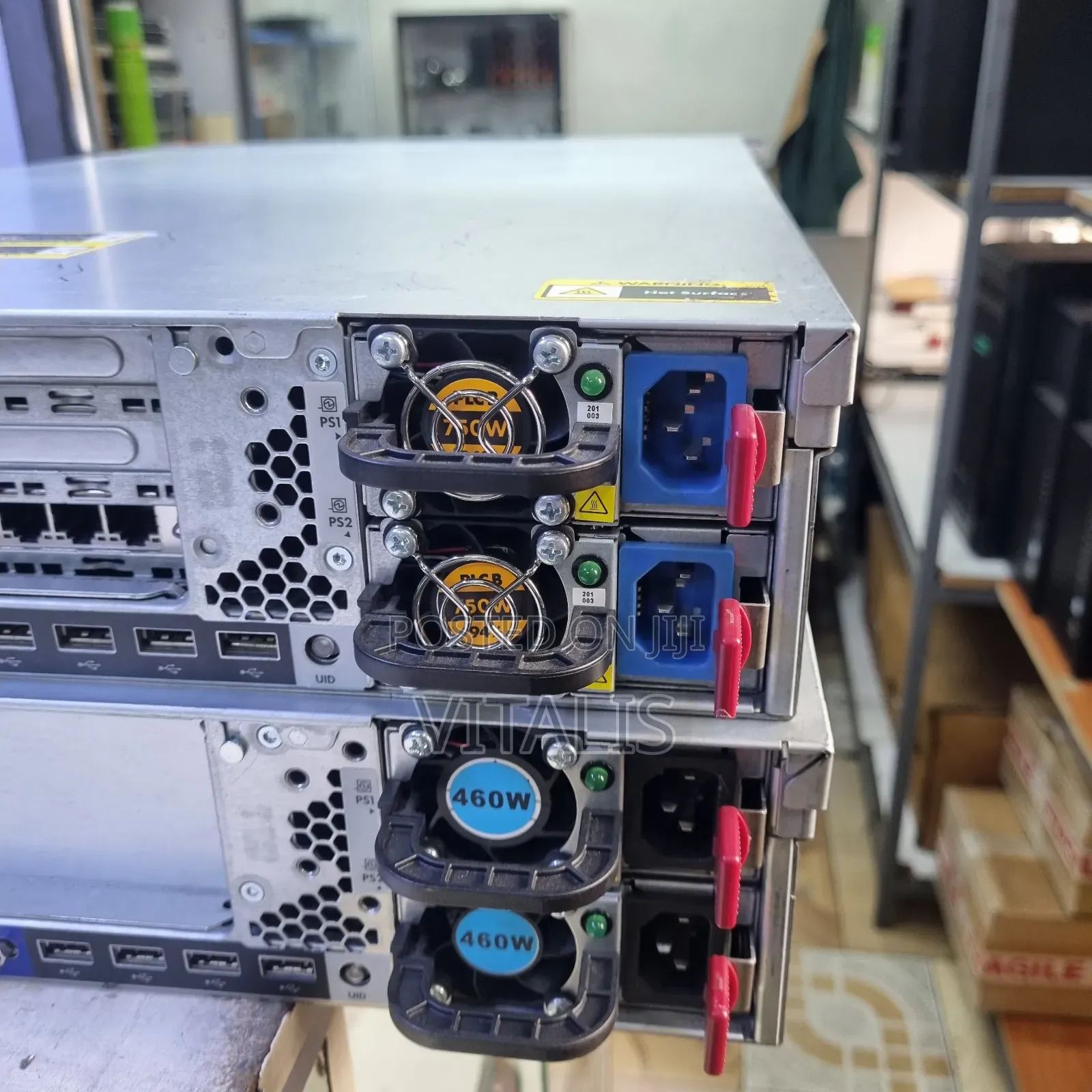 Server HP ProLiant DL380P Gen8 64GB AMD HDD 1T