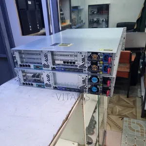 Server HP ProLiant DL380P Gen8 64GB AMD HDD 1T