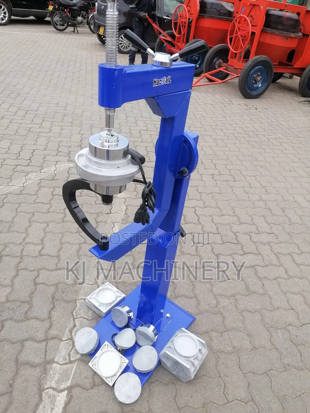 Truck Tyre Vulcanizer New Model Brand New Machine .