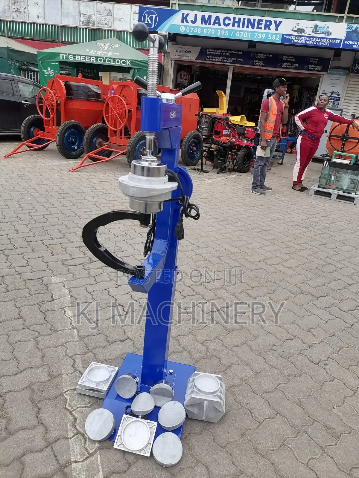 Truck Tyre Vulcanizer New Model Brand New Machine .
