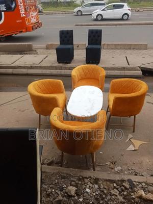 Movable Styling Chairs - thumbnail 2