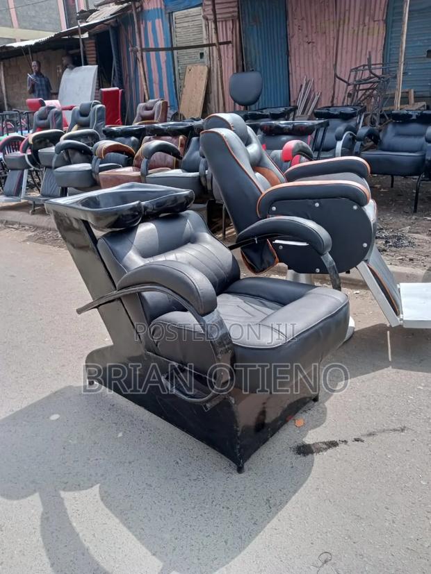 Black Shampoo Sink - main view