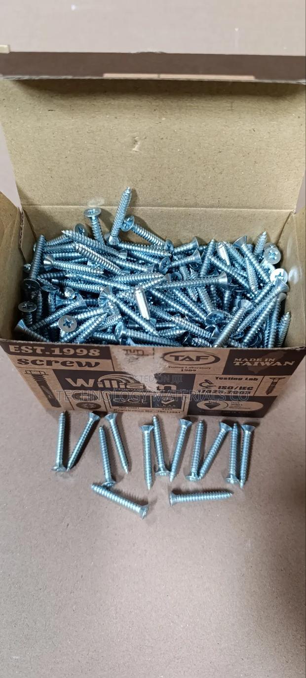 Self Tapping Wall Plug Screw (M4.2*32 Mm),500pcs/Box. - main view