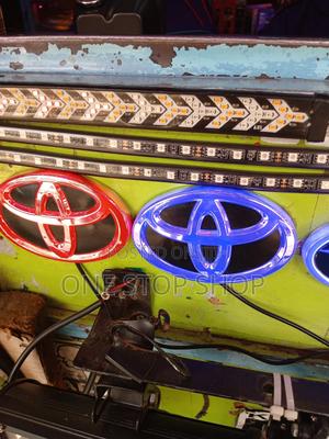 Toyota 3D Grill Logo - thumbnail 2