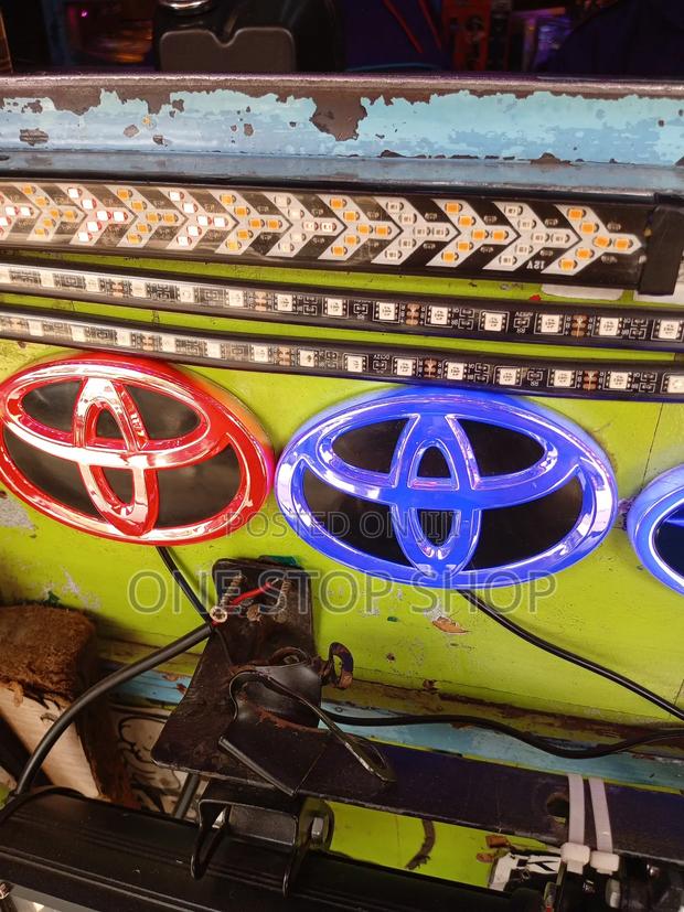 Toyota 3D Grill Logo