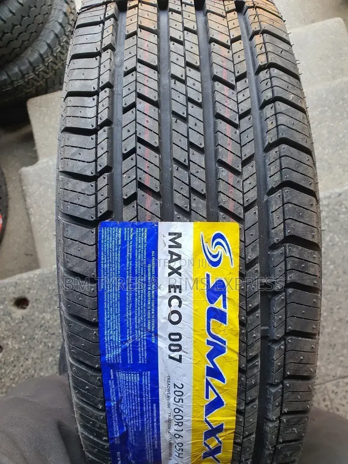 205 /60 R16 Sumaxx Tyres