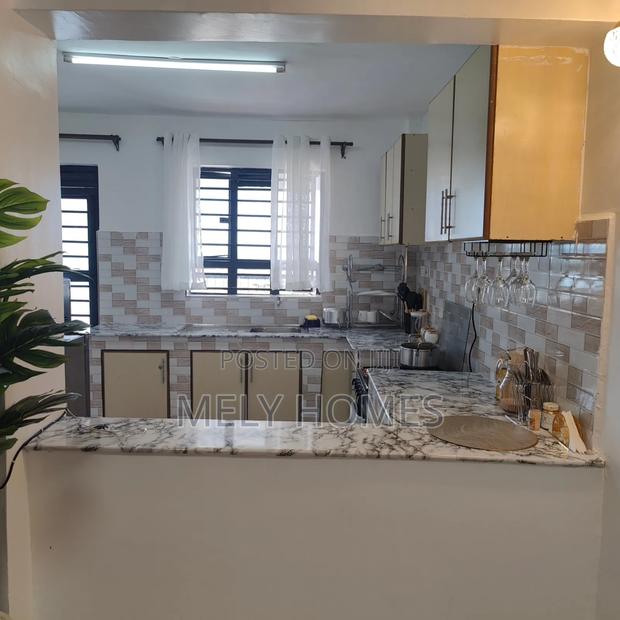 Eastern Bypass - Membly - Furnished One Bedroom Airbnb - thumbnail 7