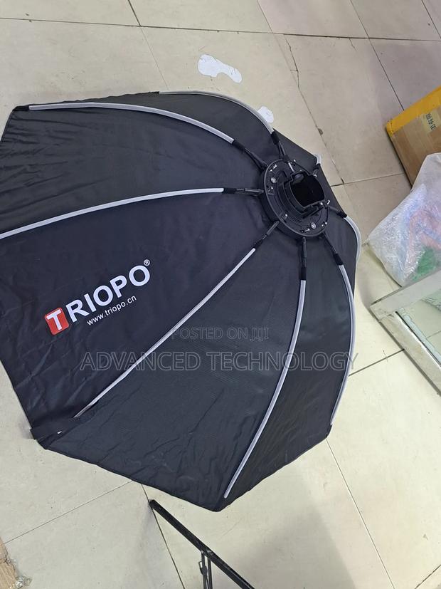 Triopo 120cm / 47" Deep Octagon Umbrella Speedlite Bracket - thumbnail 2