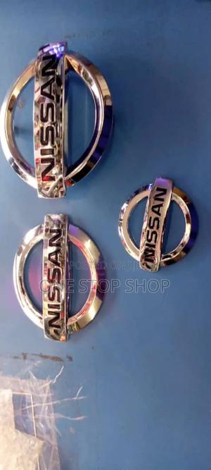 Nissan Replacement Grill or Boot Logo - thumbnail 2
