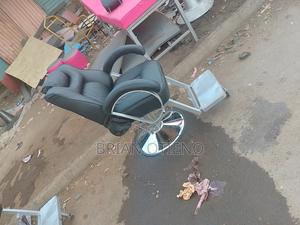 Hydraulic Barber Chair With Affordable Prices - thumbnail 2