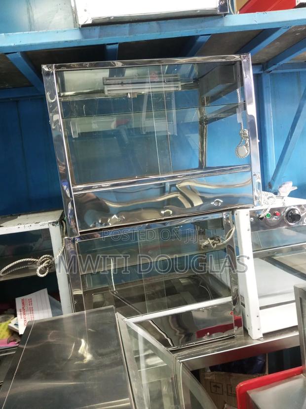 Pure Stainless Embraced First Food Display