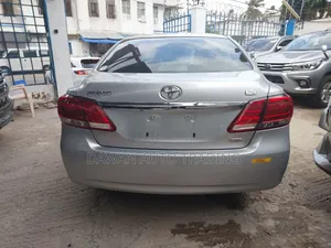Toyota Premio 1.8 FWD 2016 Silver