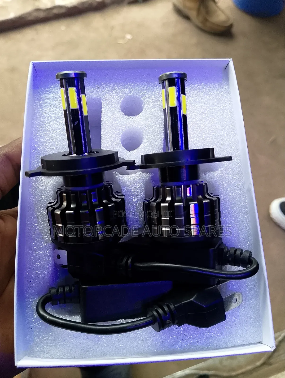 Headlight LED Bulb H4