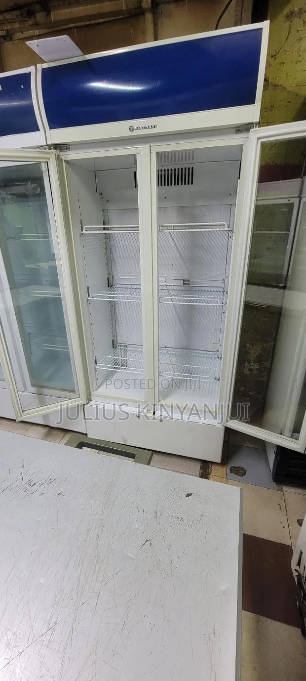 Westpoint Display Fridge 600L - thumbnail 2