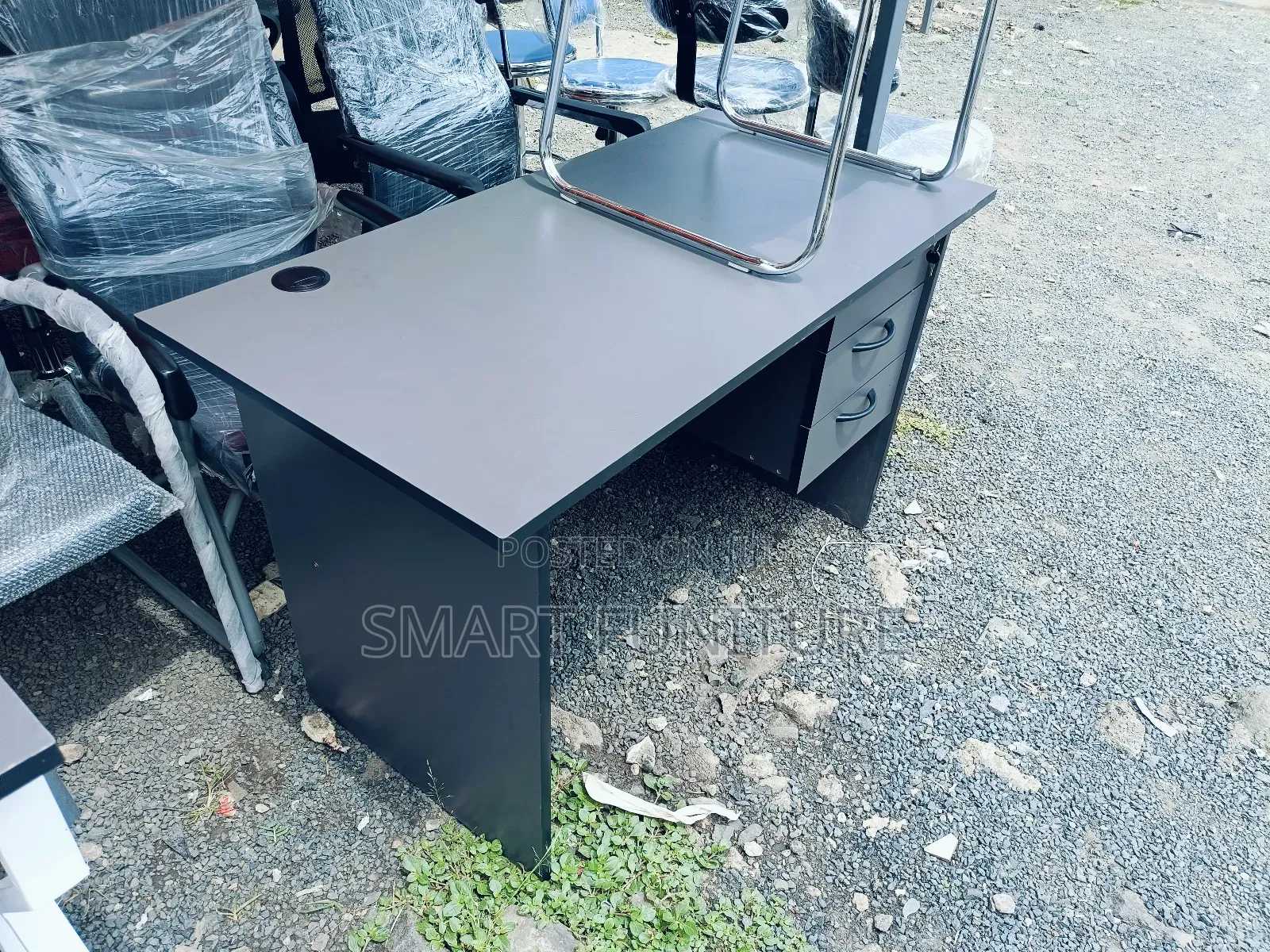 Office Desk 1mtr Length Office Desk