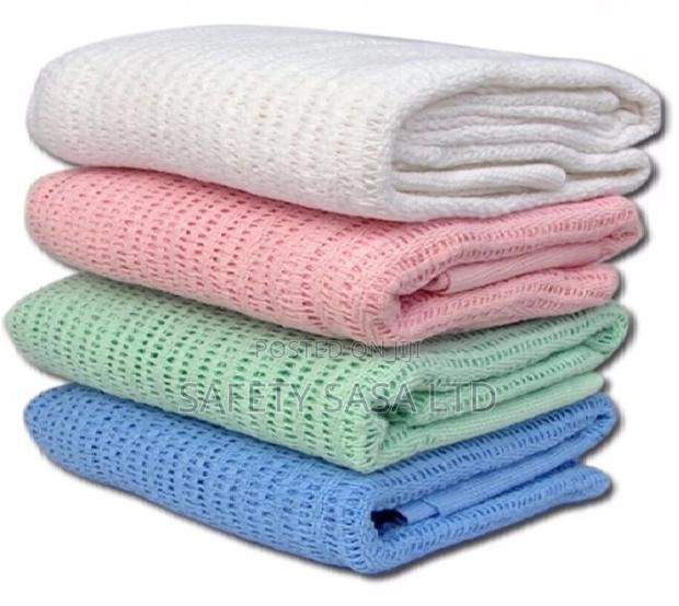 Hospital Cellular Blanket