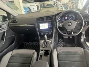 Volkswagen Golf 1.4T S FWD 2019 Black
