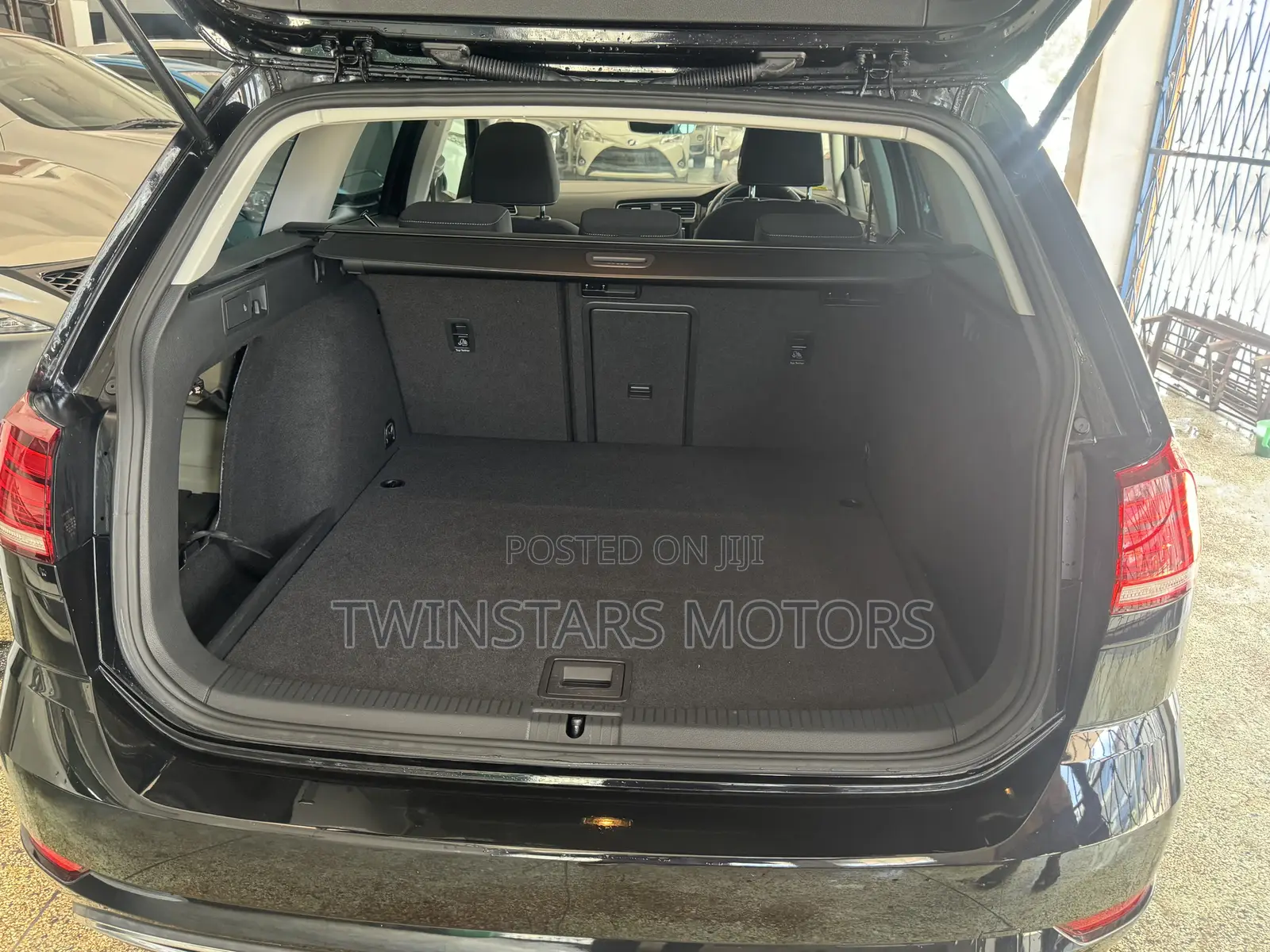 Volkswagen Golf 1.4T S FWD 2019 Black