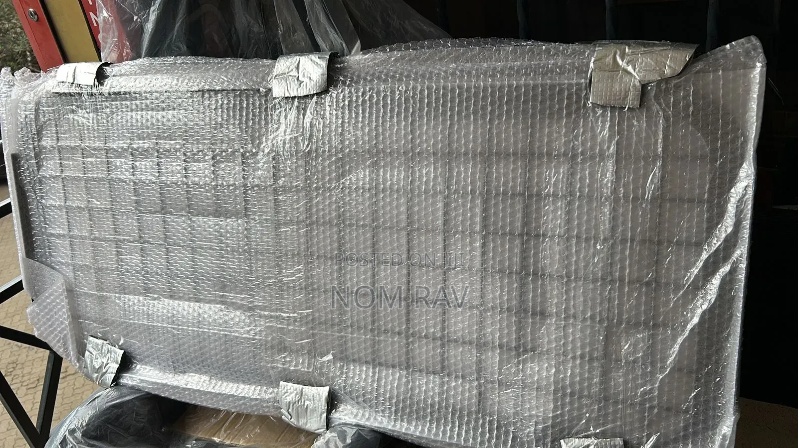 Window Grille Land Rover Defender