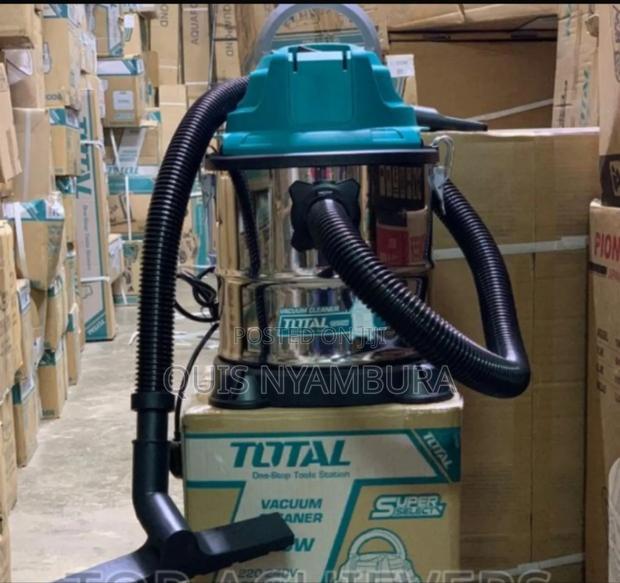 Wet and Dry Vacuum Cleaner Total 20L