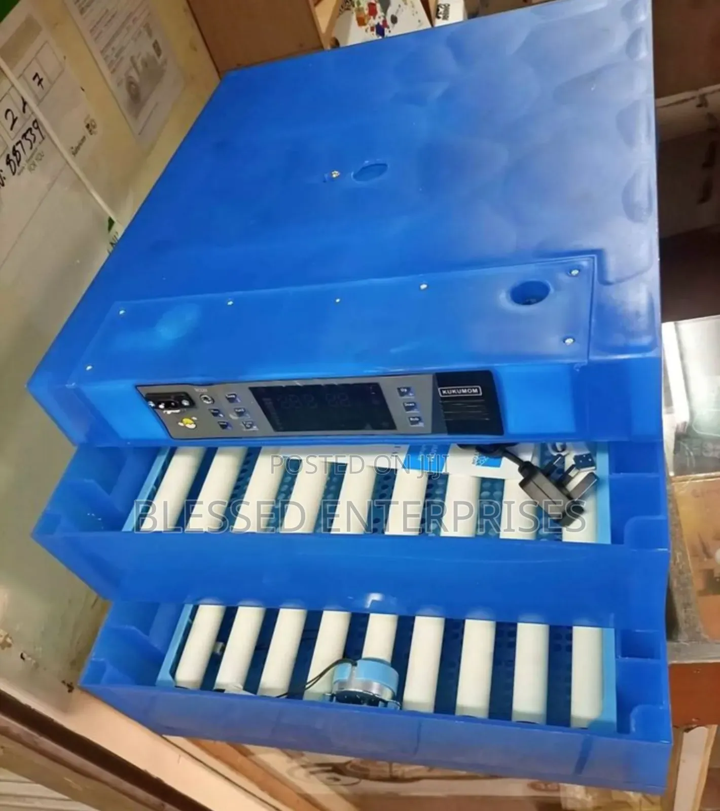Automatic AC DC Incubator Machine 128 Egg's
