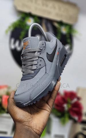 Nike Air Max 90 Unisex Sneakers - thumbnail 2