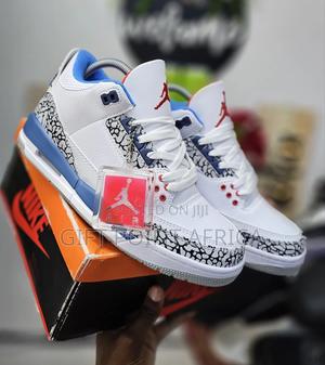 Air Jordan 3 Unisex Sneakers - thumbnail 2